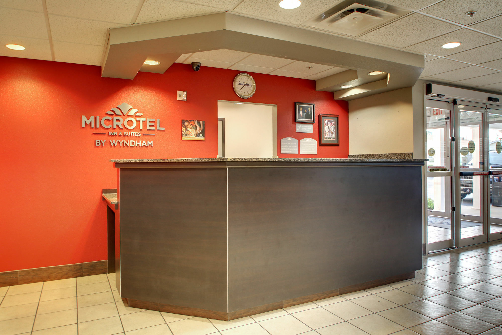 Microtel Inn & Suites By Wyndham Тъскалуса Екстериор снимка